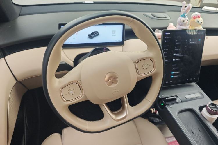 Used Nio ET5T 2024 100kWh Touring Steering Wheel