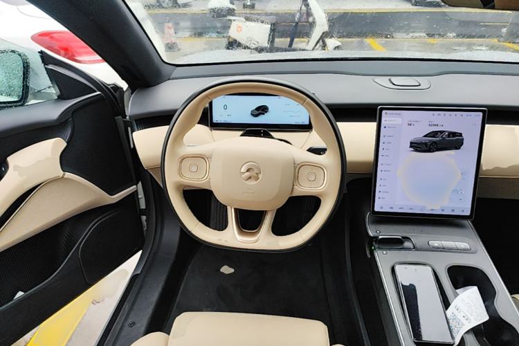 Used Nio ET5T 2024 75kWh Touring Steering Wheel