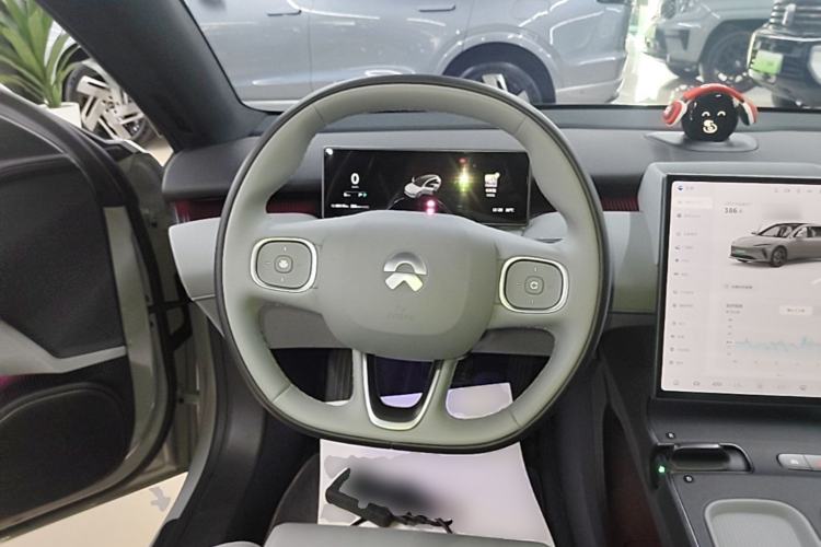 Used Nio ET5T 2024 75kWh Touring Steering Wheel