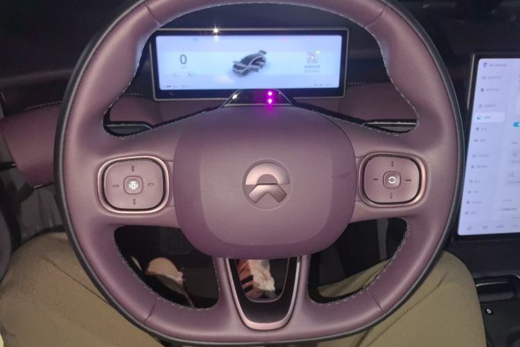 Used Nio ET5T 2024 75kWh Touring Steering Wheel