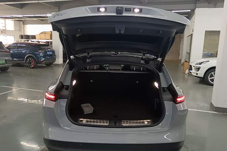 Used Nio ET5T 2024 75kWh Touring Trunk