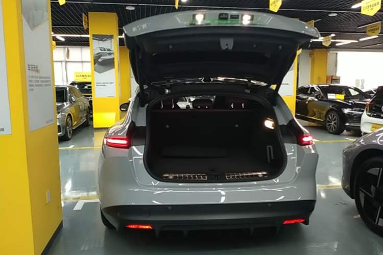 Used Nio ET5T 2024 75kWh Touring Trunk