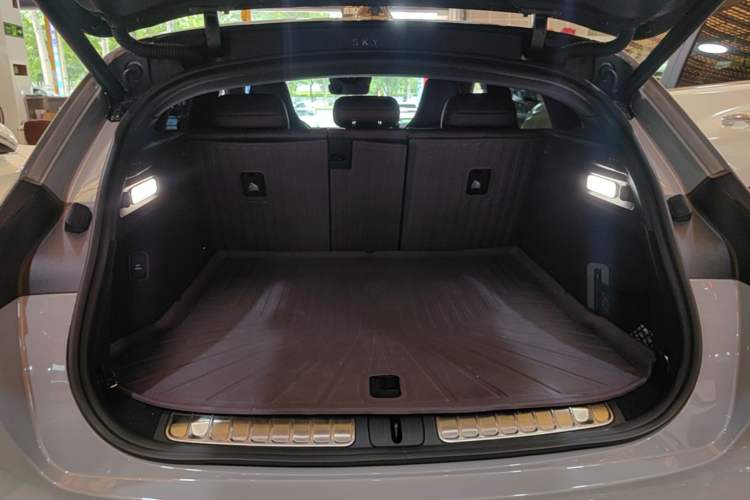 Used Nio ET5T 2024 75kWh Touring Trunk