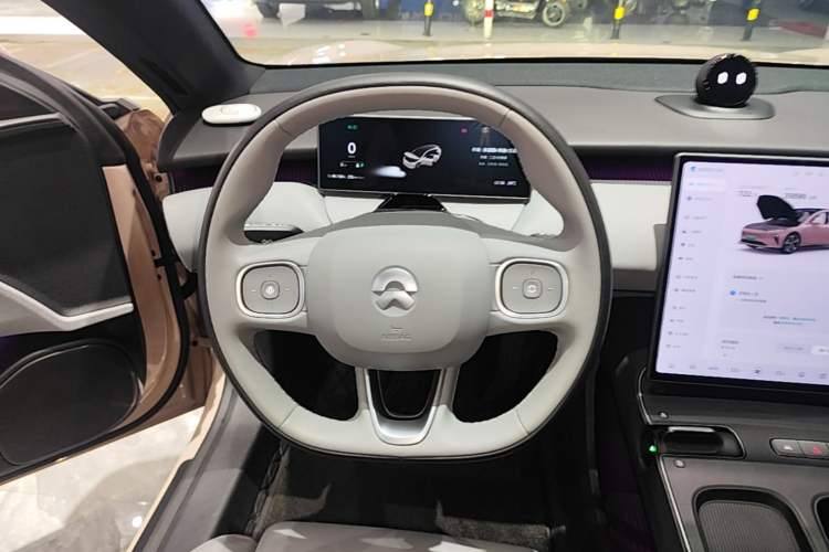 Used Nio ET5T 2024 75kWh Touring Steering Wheel