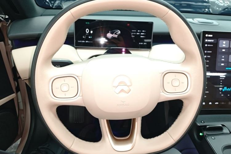 Used Nio ET5T 2024 75kWh Touring Steering Wheel