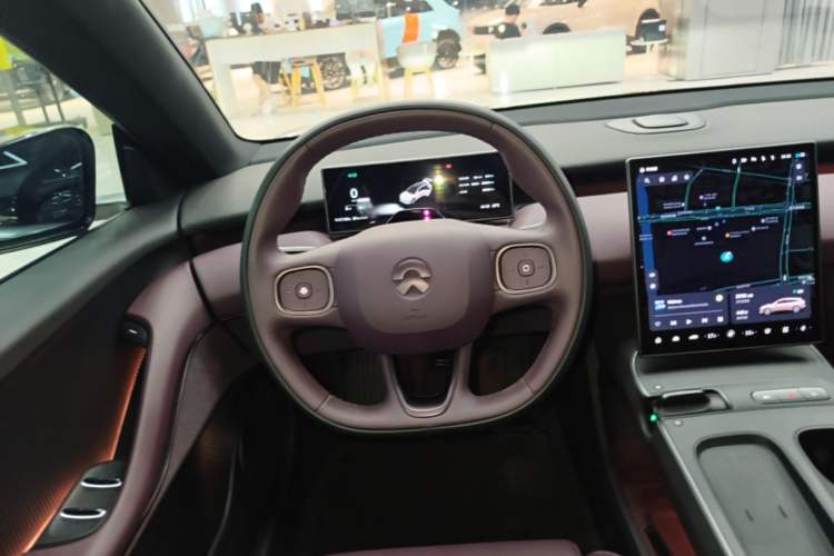 Used Nio ET5T 2024 75kWh Touring Steering Wheel