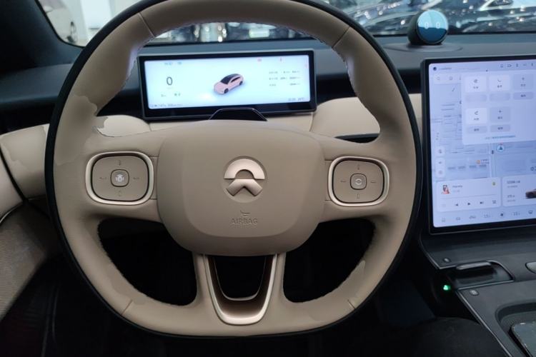 Used Nio ET5T 2024 75kWh Touring Steering Wheel