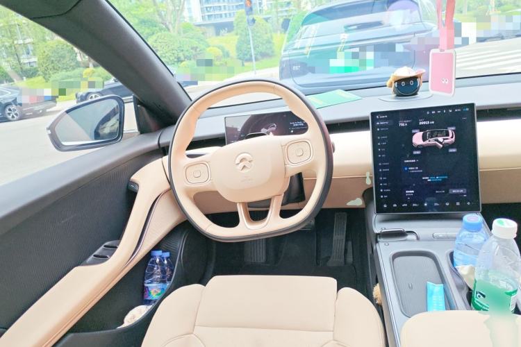 Used Nio ET5T 2024 75kWh Touring Steering Wheel