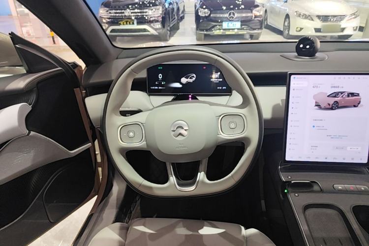 Used Nio ET5T 2024 75kWh Touring Steering Wheel