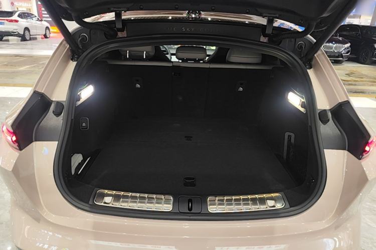 Used Nio ET5T 2024 75kWh Touring Trunk