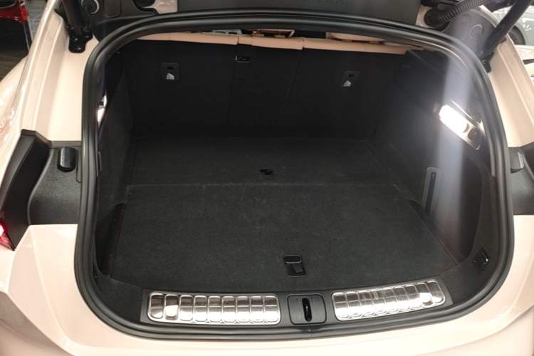 Used Nio ET5T 2024 75kWh Touring Trunk