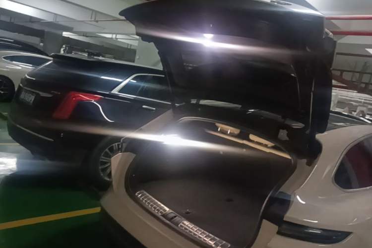 Used Nio ET5T 2024 75kWh Touring Trunk