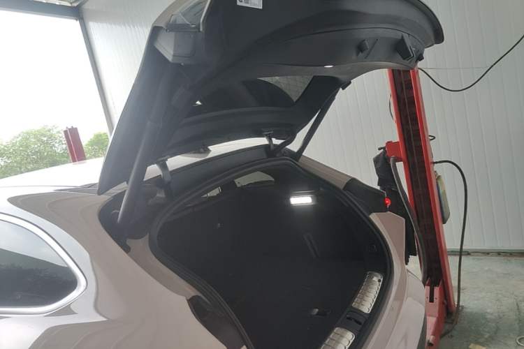 Used Nio ET5T 2024 75kWh Touring Trunk