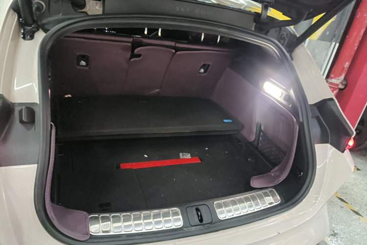Used Nio ET5T 2024 100kWh Touring Trunk