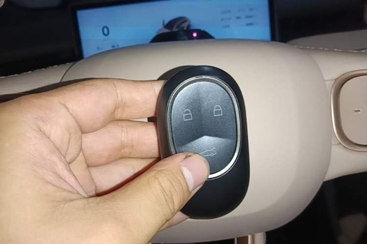 Used Nio ET5T 2024 75kWh Touring Vehicle Key
