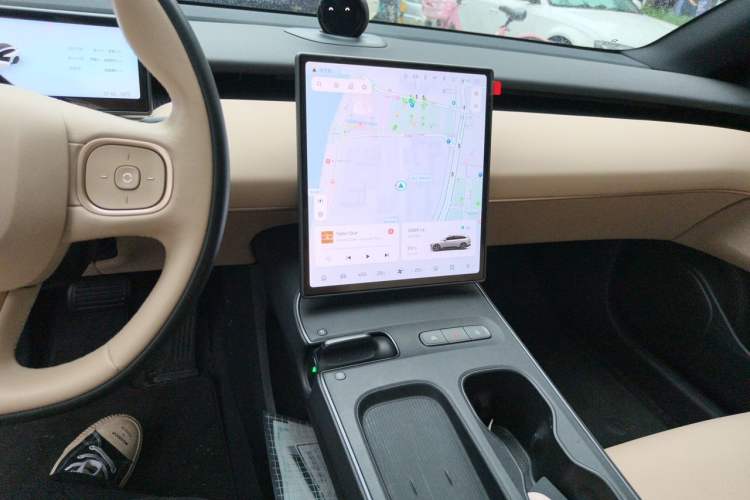 Used Nio ET5T 2024 75kWh Touring Audio And AC Panel
