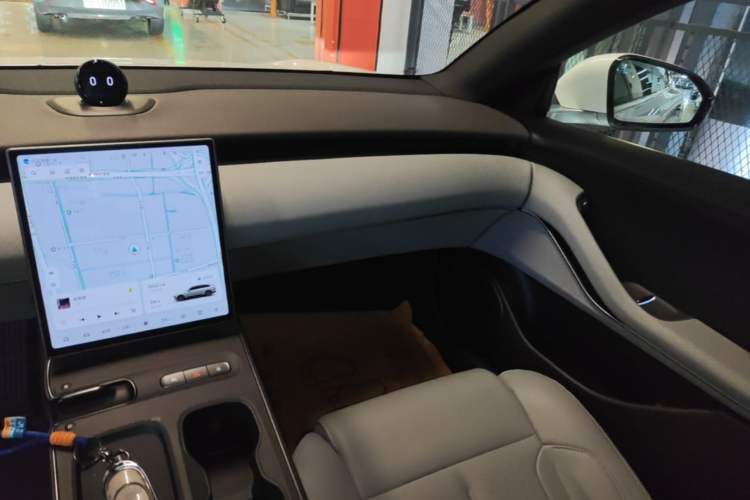 Used Nio ET5T 2024 75kWh Touring Audio And AC Panel