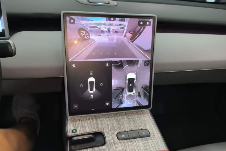 Used Nio ET5T 2024 75kWh Touring Audio And AC Panel