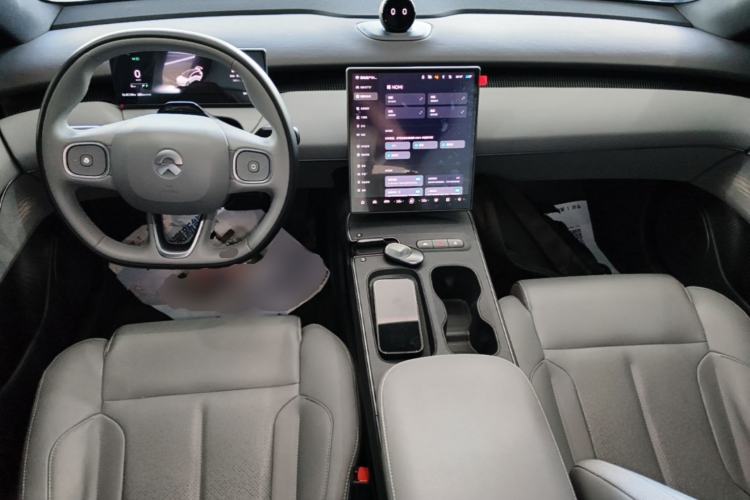 Used Nio ET5T 2024 75kWh Touring Center Console