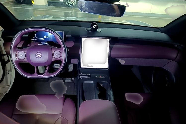 Used Nio ET5T 2024 75kWh Touring Center Console