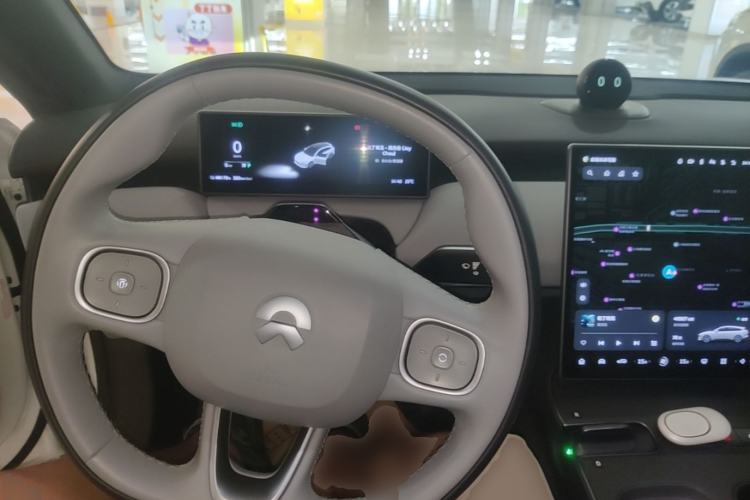 Used Nio ET5T 2024 100kWh Touring Center Console