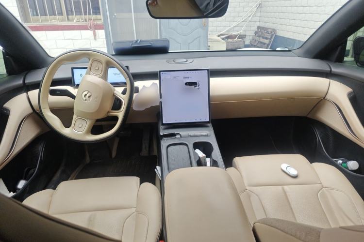 Used Nio ET5T 2024 75kWh Touring Center Console