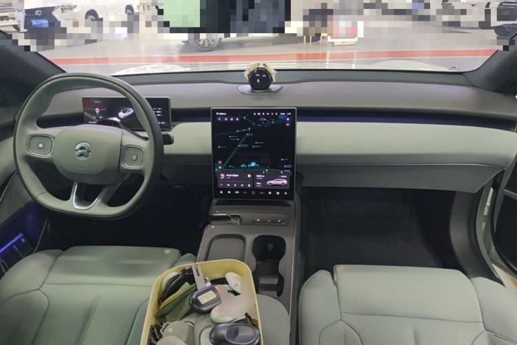 Used Nio ET5T 2024 75kWh Touring Center Console