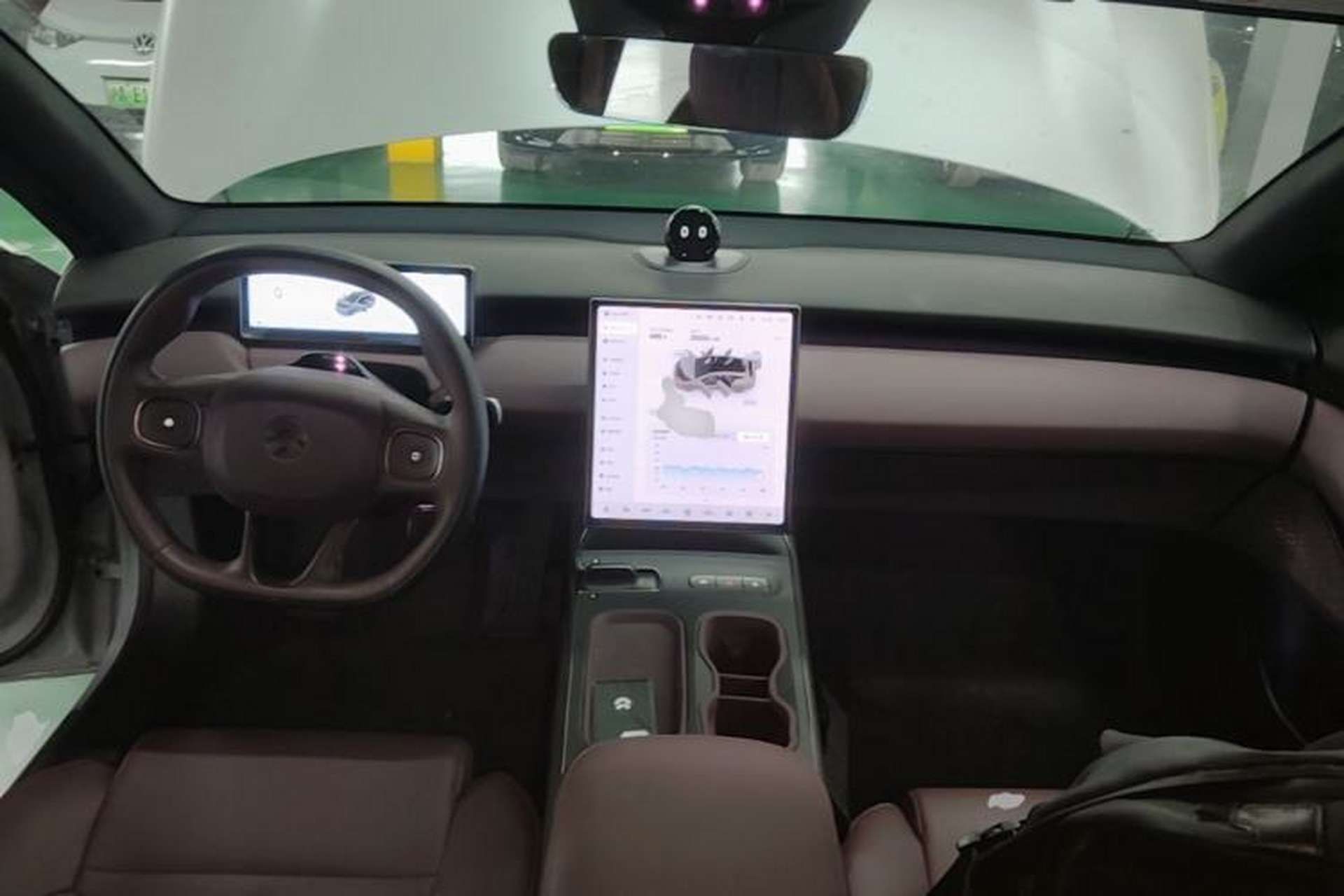 Used Nio ET5T 2024 75kWh Touring Center Console