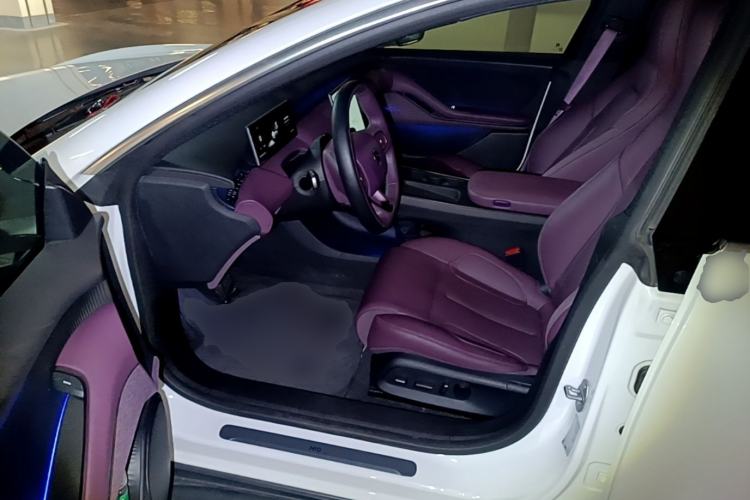 Used Nio ET5T 2024 75kWh Touring Driver Seat