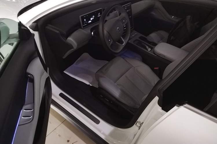Used Nio ET5T 2024 75kWh Touring Driver Seat