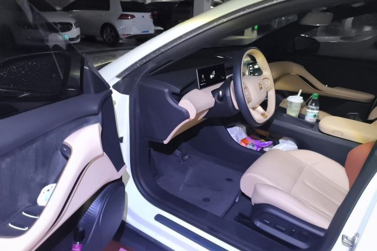 Used Nio ET5T 2024 75kWh Touring Driver Seat