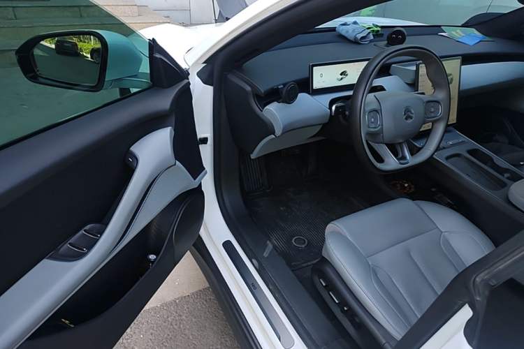 Used Nio ET5T 2024 75kWh Touring Driver Seat