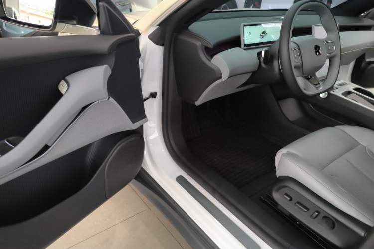 Used Nio ET5T 2024 75kWh Touring Driver Seat