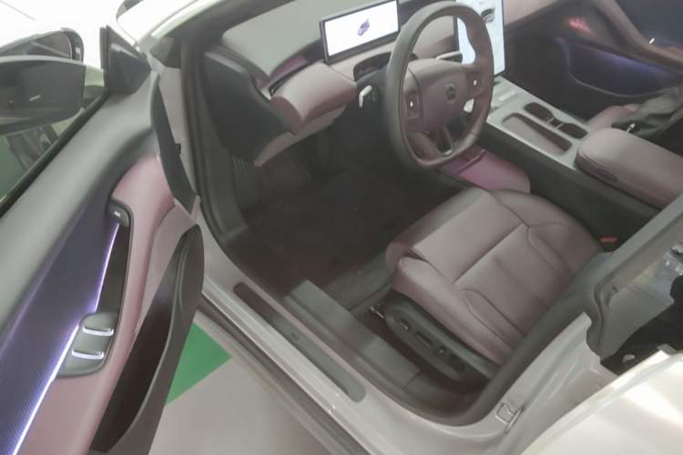 Used Nio ET5T 2024 75kWh Touring Driver Seat