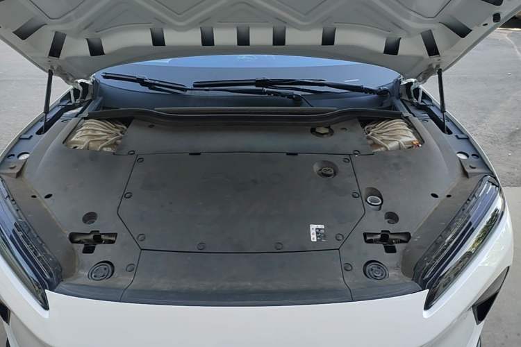 Used Nio ET5T 2024 75kWh Touring Engine Bay