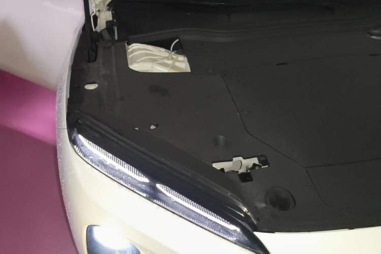Used Nio ET5T 2024 75kWh Touring Engine Bay Right