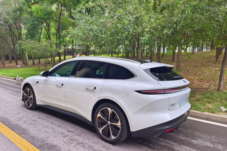 Used Nio ET5T 2024 75kWh Touring Exterior 1