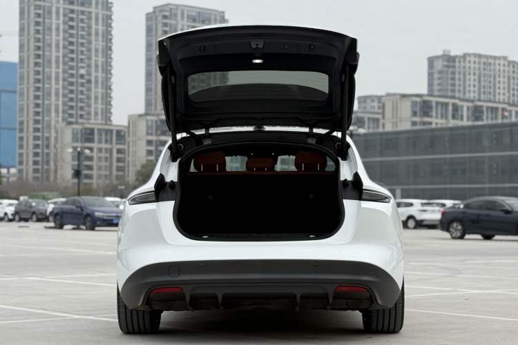 Used Nio ET5T 2024 75kWh Touring Exterior 12