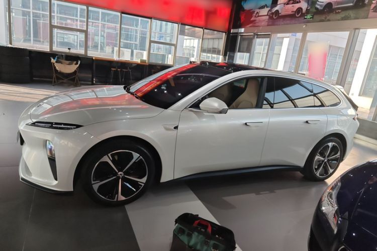 Used Nio ET5T 2024 75kWh Touring Exterior 3