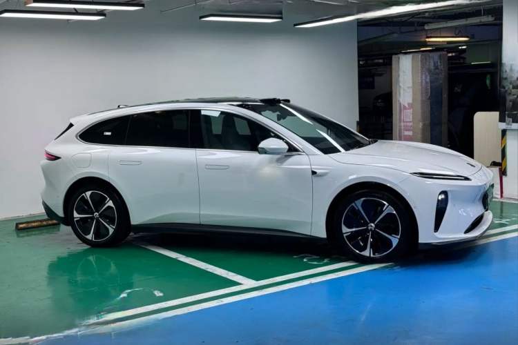 Used Nio ET5T 2024 75kWh Touring Exterior 3
