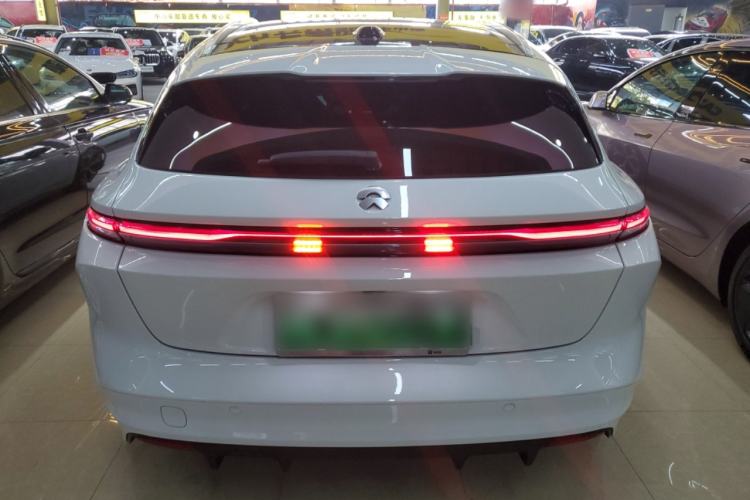 Used Nio ET5T 2024 75kWh Touring Exterior 4