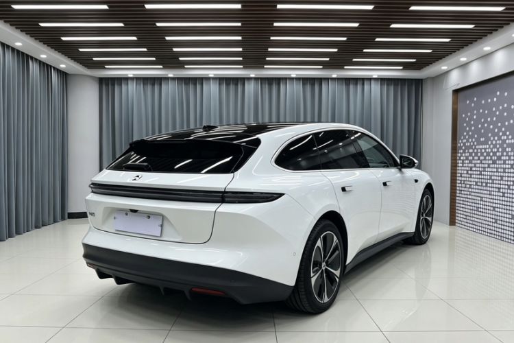 Used Nio ET5T 2024 75kWh Touring Exterior 4