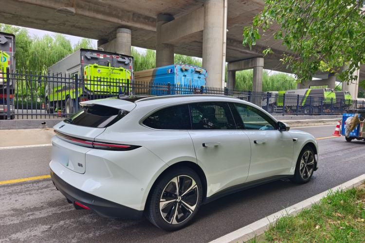 Used Nio ET5T 2024 75kWh Touring Exterior 6