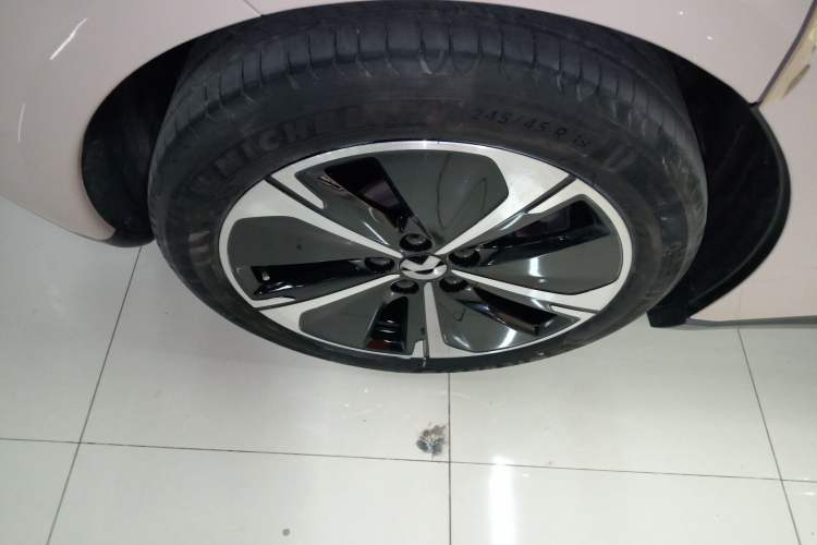 Used Nio ET5T 2024 75kWh Touring Exterior 8