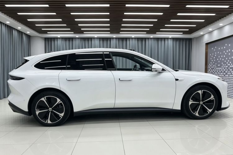 Used Nio ET5T 2024 75kWh Touring Exterior 8