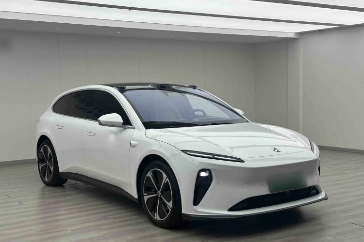 Used Nio ET5T 2024 75kWh Touring Front Right 45 Deg