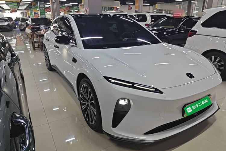 Used Nio ET5T 2024 75kWh Touring Front Right 45 Deg