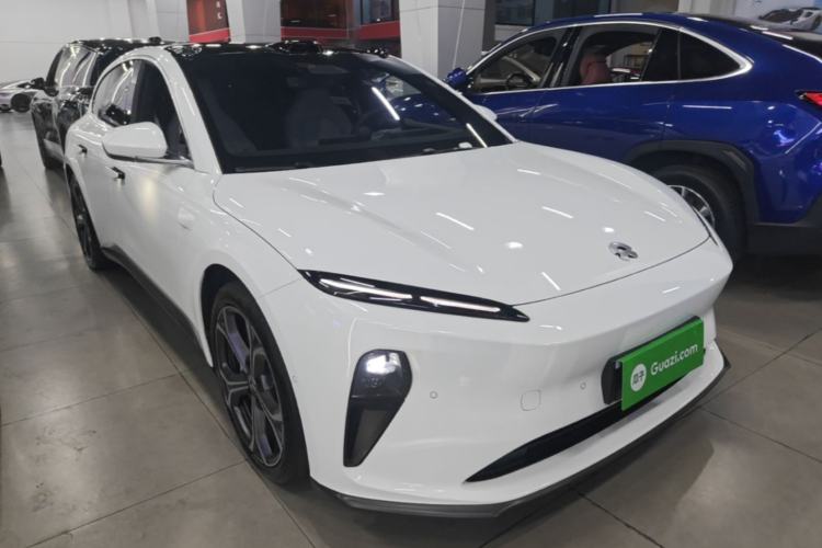 Used Nio ET5T 2024 75kWh Touring Front Right 45 Deg