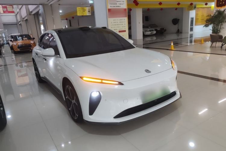 Used Nio ET5T 2024 100kWh Touring Front Right 45 Deg