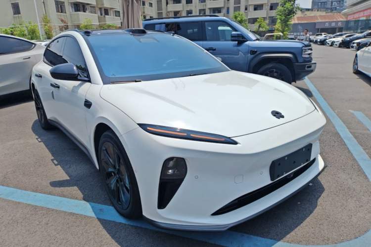 Used Nio ET5T 2024 75kWh Touring Front Right 45 Deg